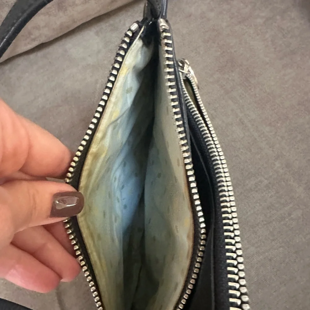 Marc Jacobs Black Leather Asymmetrical Bag - Picture 6 of 9